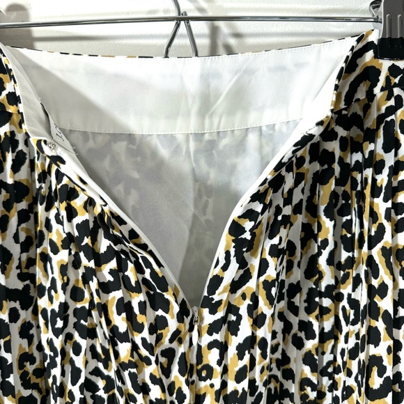 J Crew Factory Leopard print pleated mini skirt NWT - Picture 5 of 9